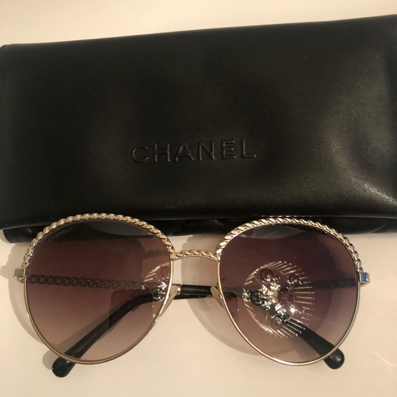 Chanel sunglasses - Picture 8 of 8
